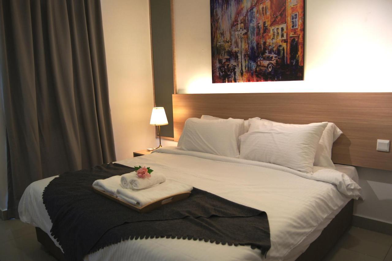 Twin Galaxy Suites By Iconic Bliss Johor Bahru Bagian luar foto