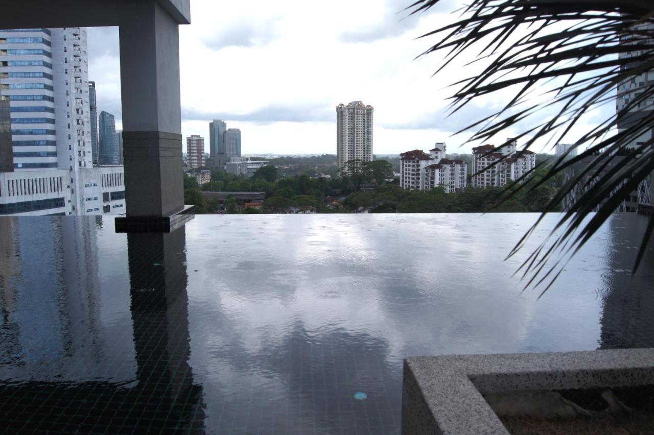 Twin Galaxy Suites By Iconic Bliss Johor Bahru Bagian luar foto