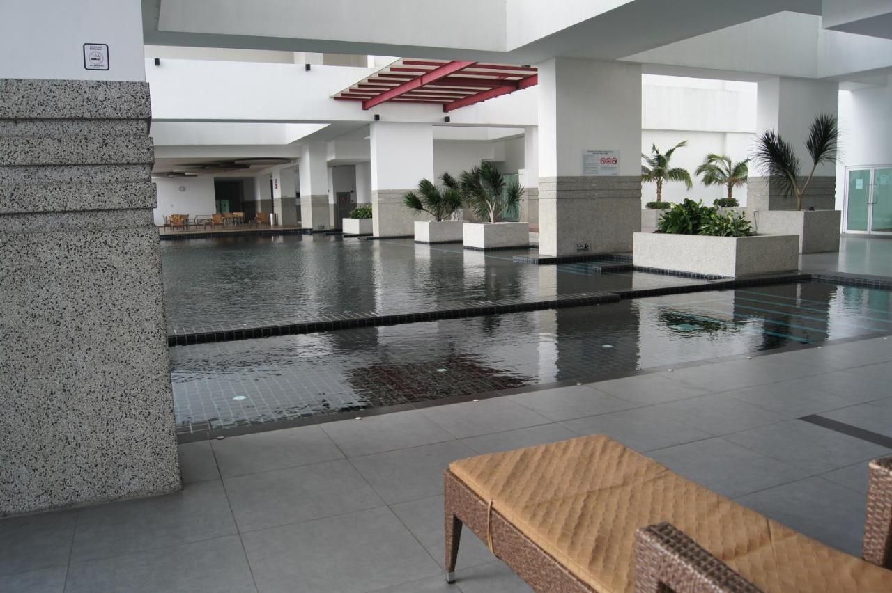Twin Galaxy Suites By Iconic Bliss Johor Bahru Bagian luar foto