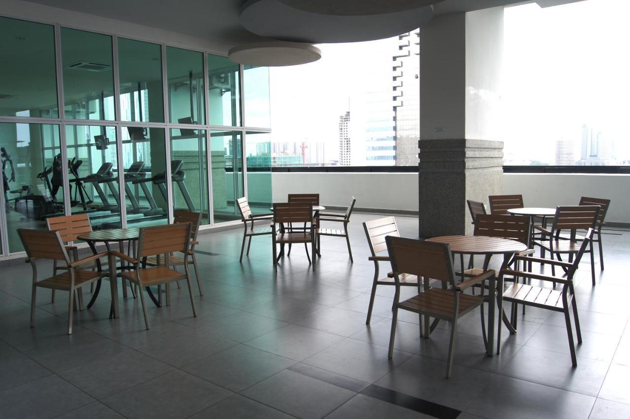 Twin Galaxy Suites By Iconic Bliss Johor Bahru Bagian luar foto